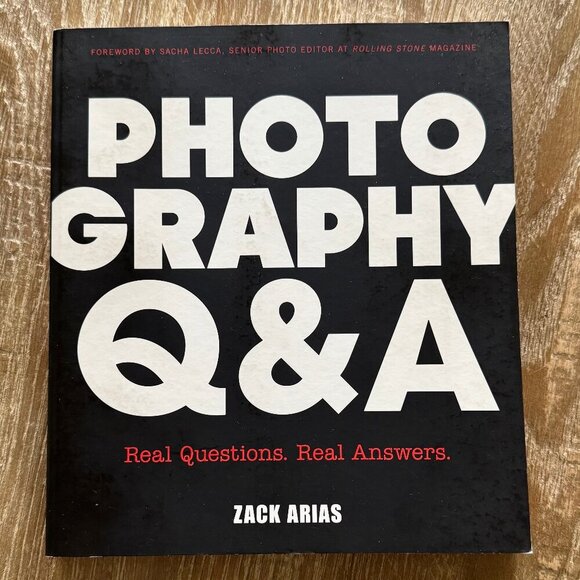 Photography Q&A Book - Picture 1 of 2